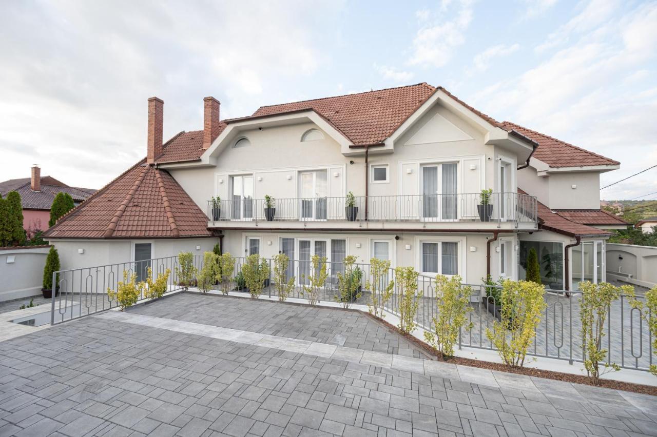 Dozsa Residence Oradea Dış mekan fotoğraf