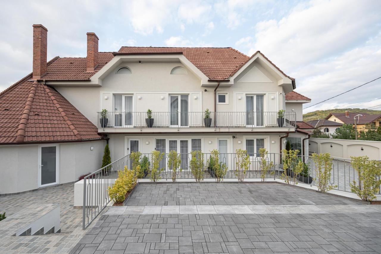 Dozsa Residence Oradea Dış mekan fotoğraf