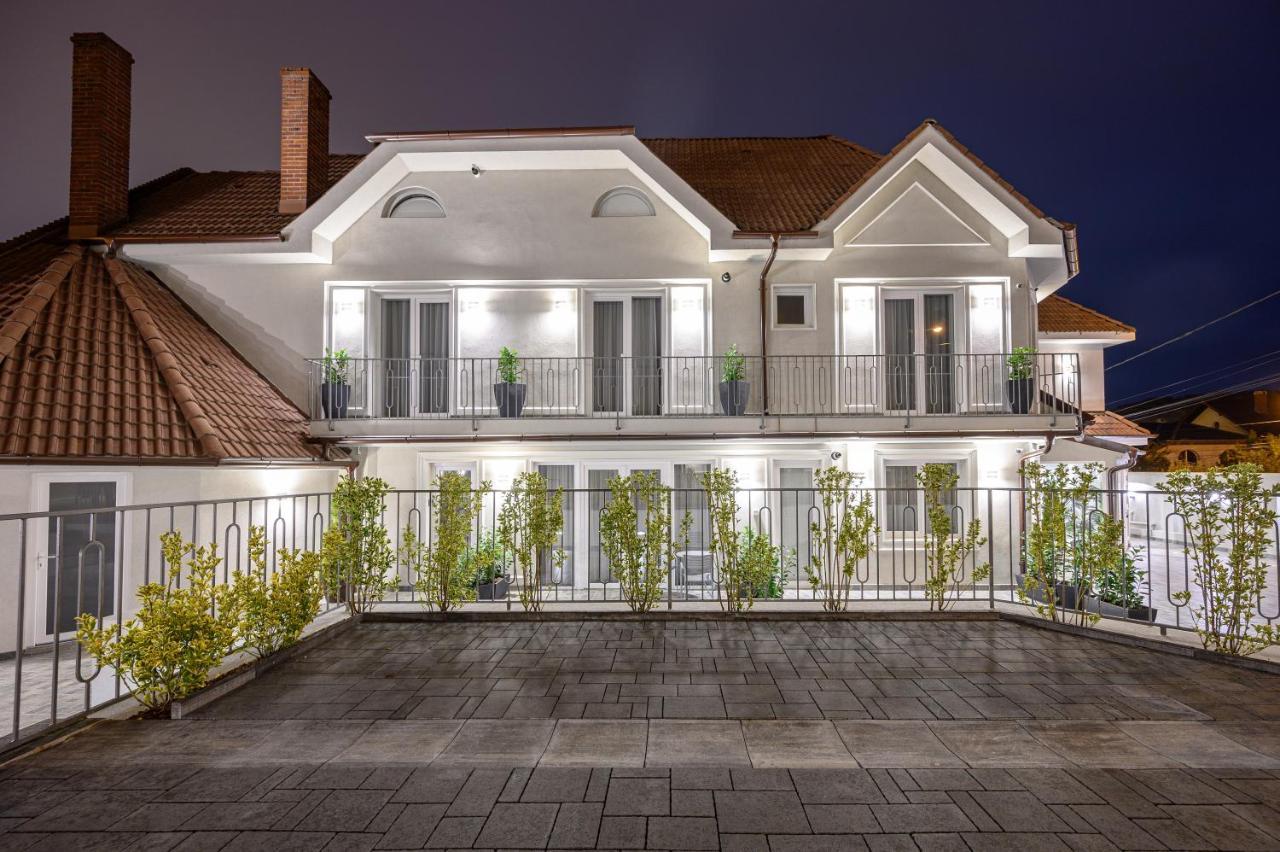 Dozsa Residence Oradea Dış mekan fotoğraf