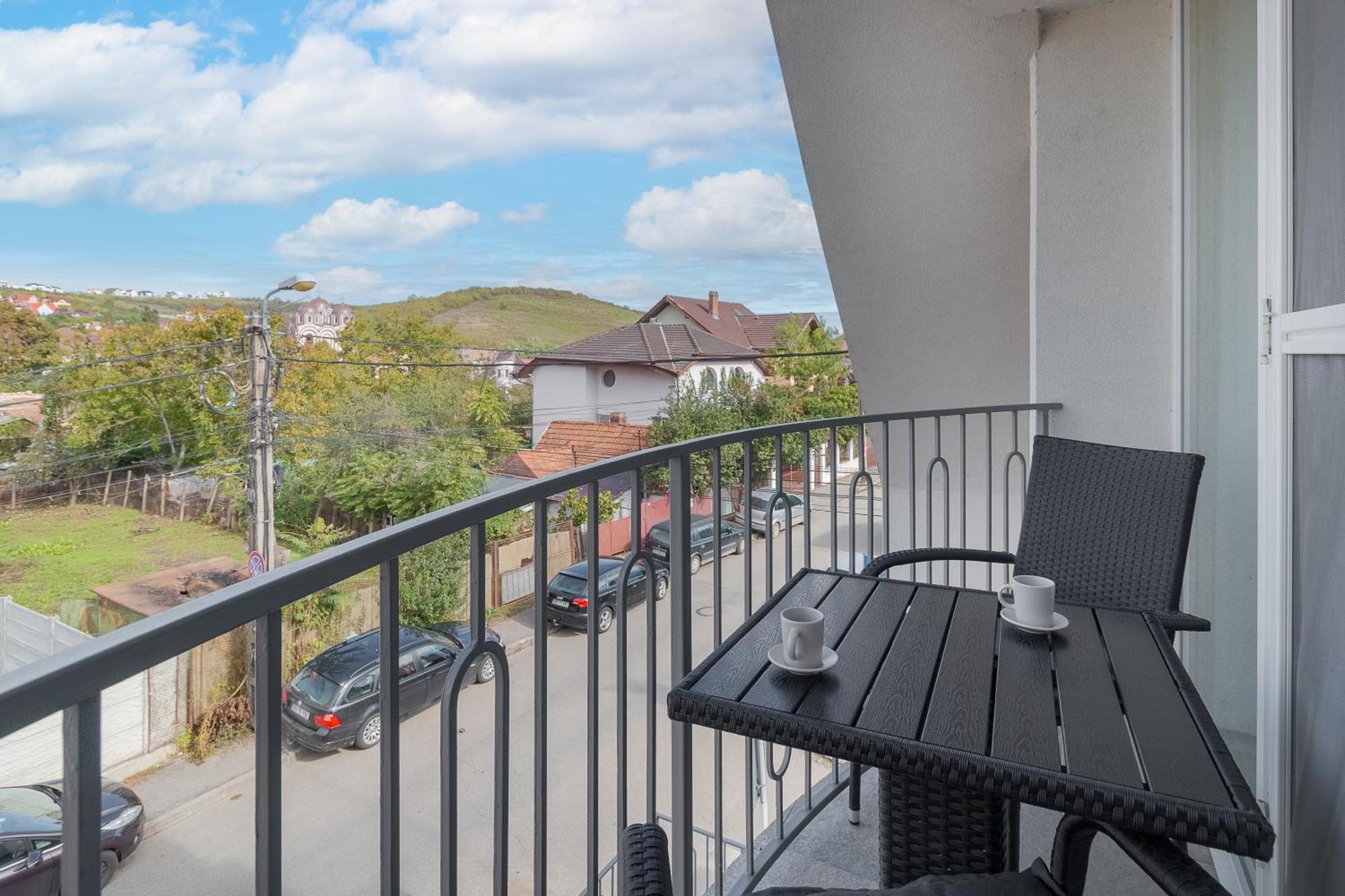 Dozsa Residence Oradea Oda fotoğraf