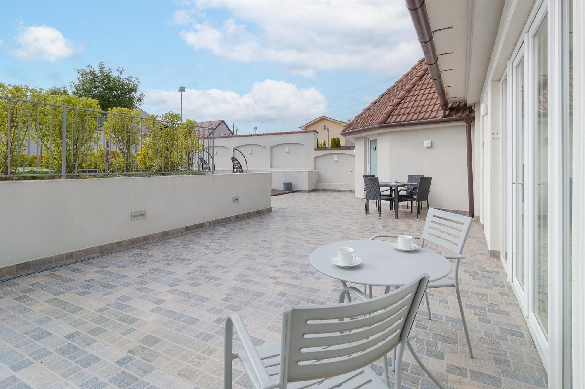 Dozsa Residence Oradea Dış mekan fotoğraf